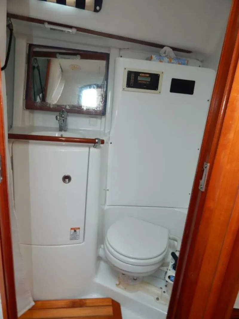 Slide: The Image of Beneteau Oceanis 361 Clipper 2001 - 4697513