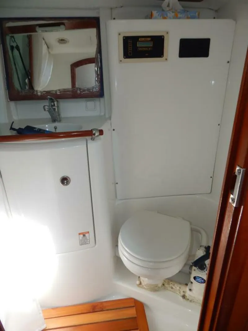 Slide: The Image of Beneteau Oceanis 361 Clipper 2001 - 4698275