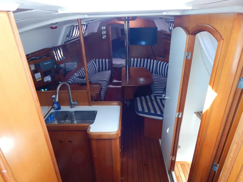 Slide: The Image of Beneteau Oceanis 361 Clipper 2001 - 4697621