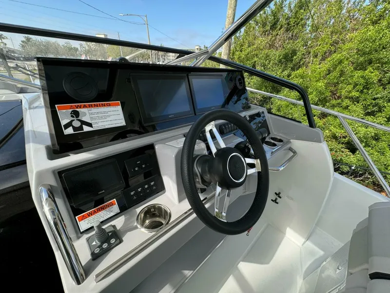 Slide: The Image of Jeanneau 10.5 Walk 2024 - 5040456