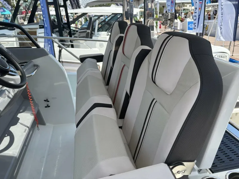 Slide: The Image of Jeanneau 10.5 Walk 2024 - 5283857