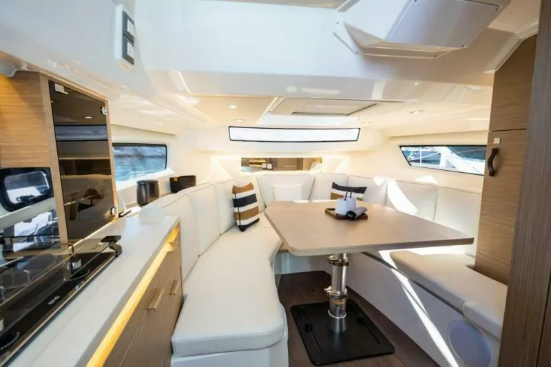 Slide: The Image of Jeanneau 10.5 Walk 2024 - 5051195