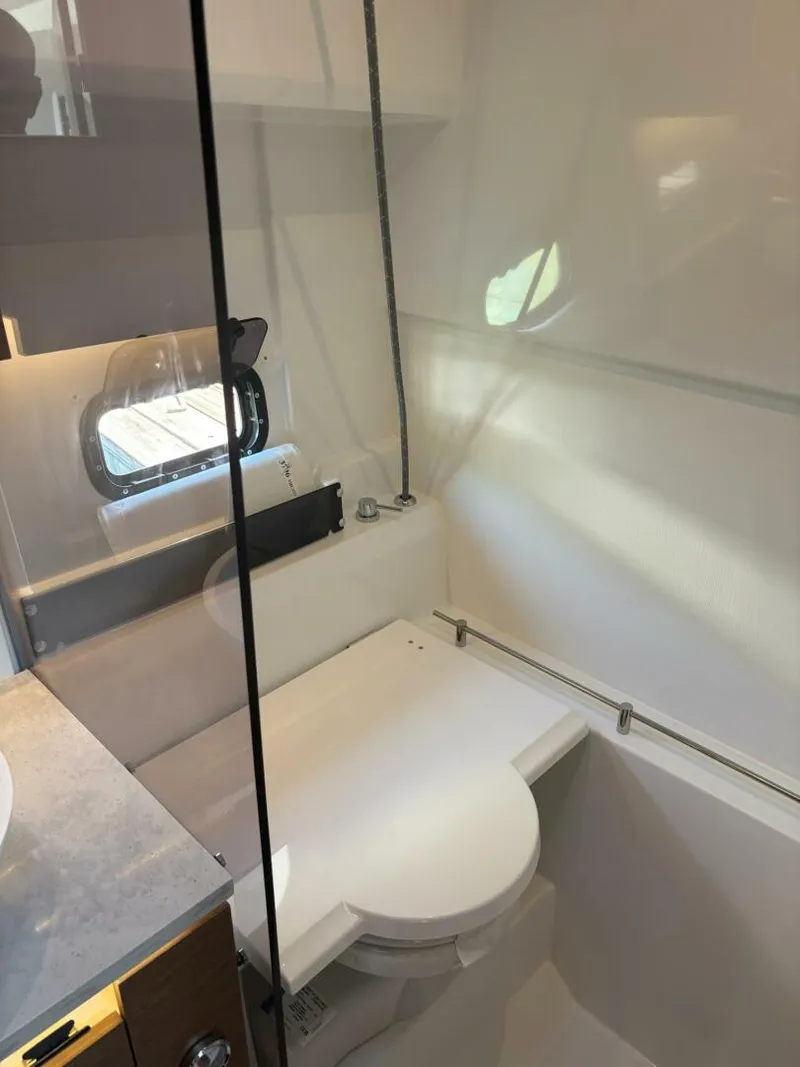 Slide: The Image of Jeanneau 10.5 Walk 2024 - 5283863