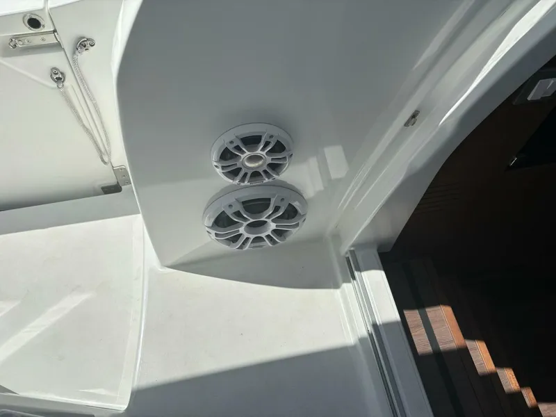 Slide: The Image of Jeanneau 10.5 Walk 2024 - 5283860