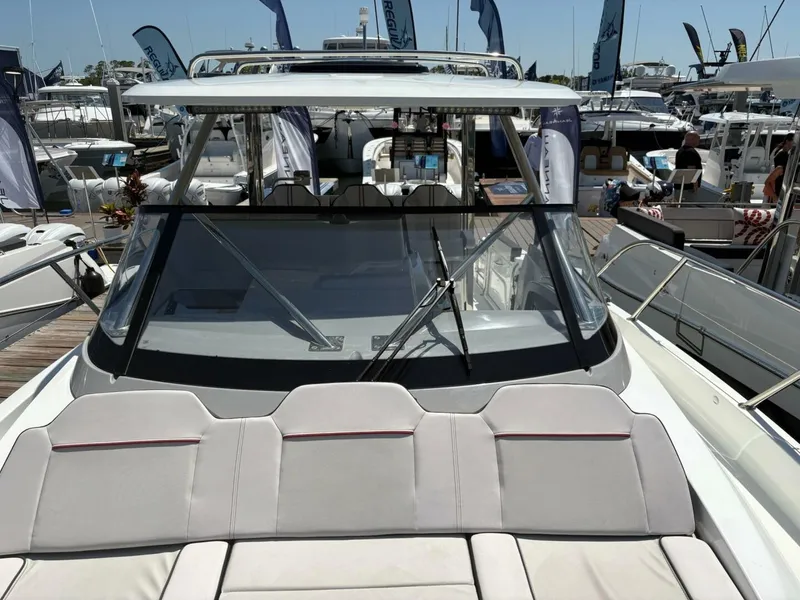 Slide: The Image of Jeanneau 10.5 Walk 2024 - 5283871