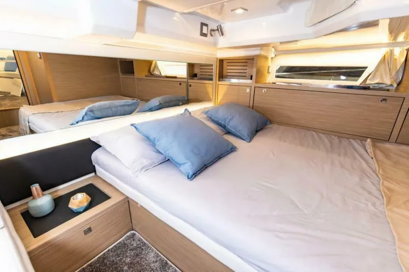 Slide: The Image of Jeanneau 10.5 Walk 2024 - 5300240