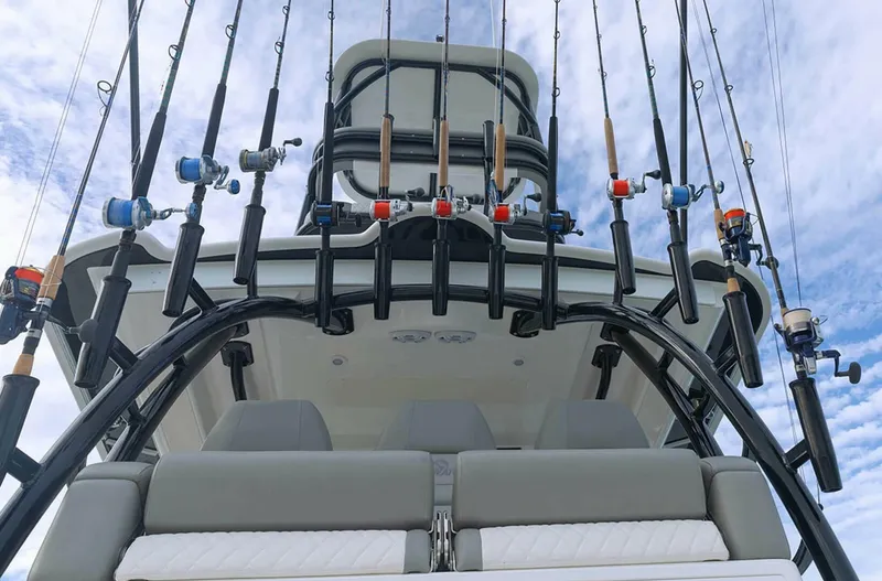 Slide: The Image of Regulator Marine 41 CC 2025 - 4642168