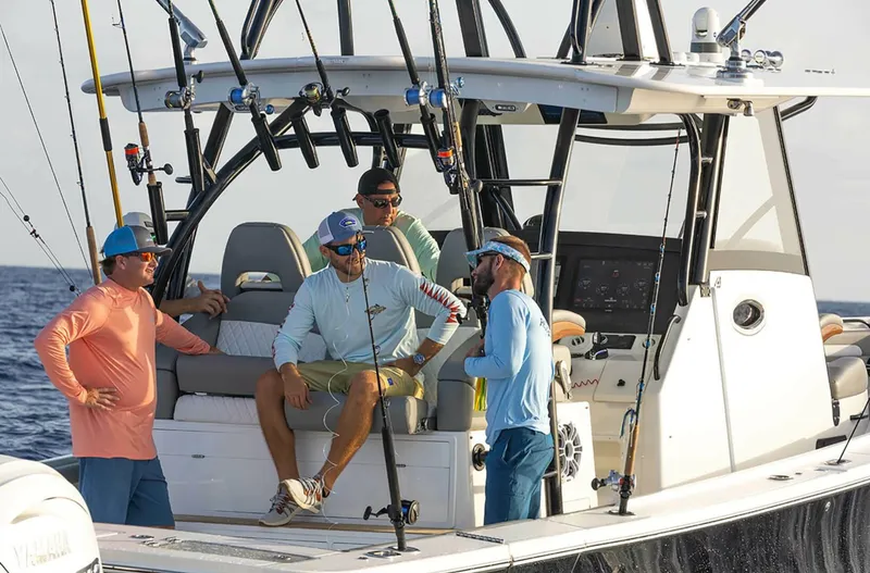 Slide: The Image of Regulator Marine 41 CC 2025 - 4642080