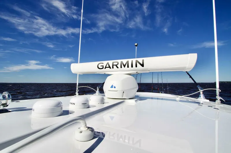 Slide: The Image of Regulator Marine 41 CC 2025 - 4642129