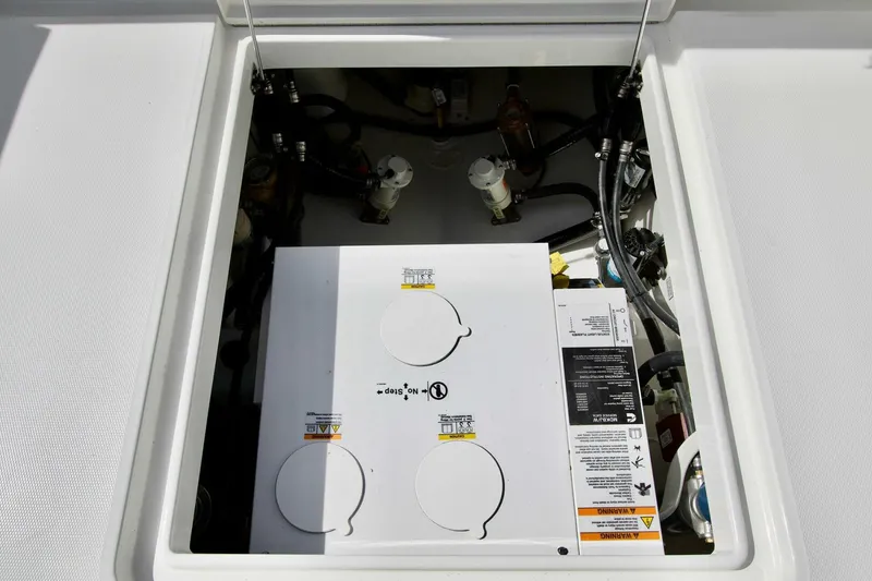 Slide: The Image of Regulator Marine 41 CC 2025 - 4642099