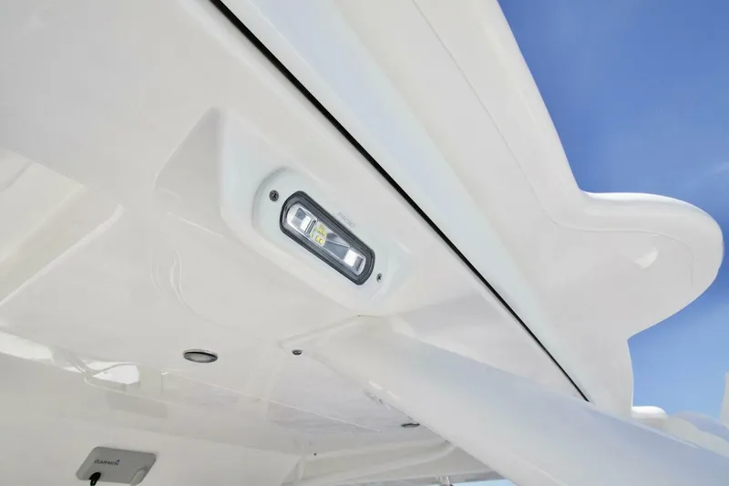 Slide: The Image of Regulator Marine 41 CC 2025 - 4642154