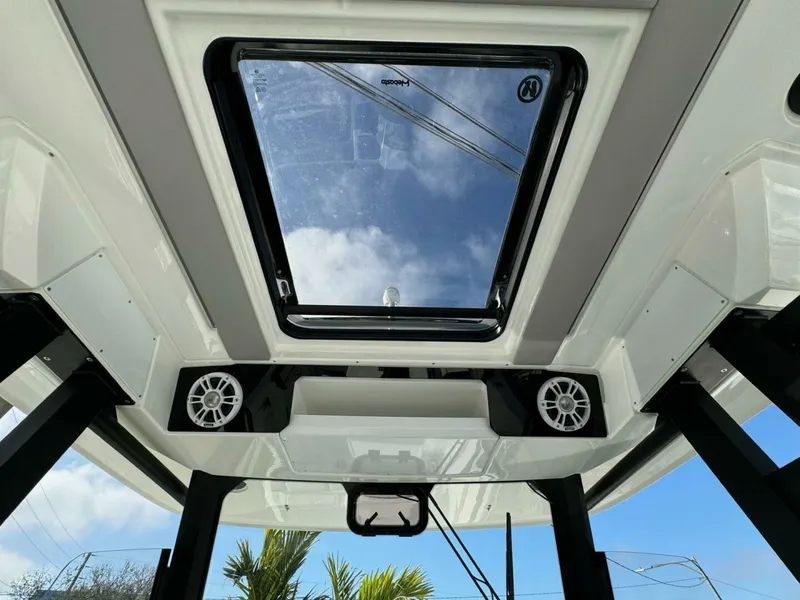 Slide: The Image of Jeanneau 10.5 CC 2026 - 5040354