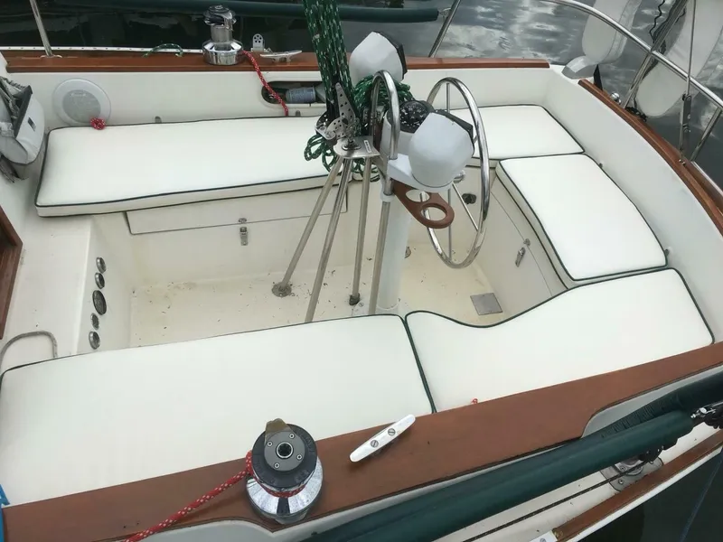 Slide: The Image of Sabre 28 1979 - 5249863