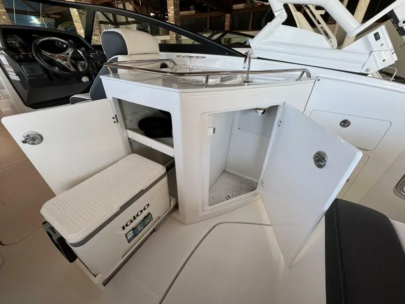 Slide: The Image of Monterey M-65 2024 - 5116199