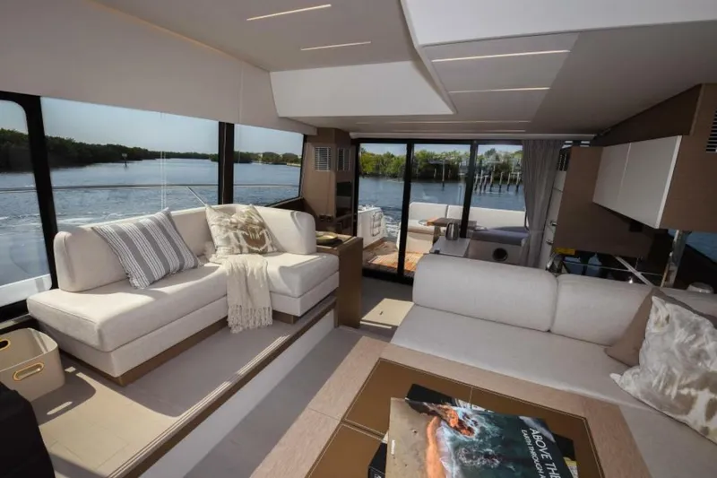 Slide: The Image of 2023 52 Prestige Flybridge - Salon Overview - 4644021
