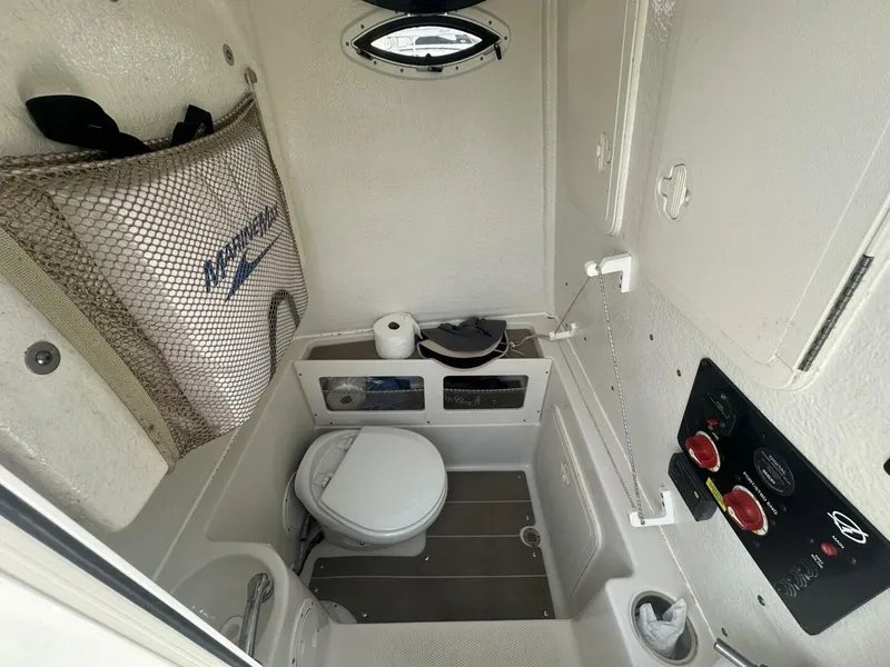 Slide: The Image of Sailfish 242 CC 2022 - 4644427