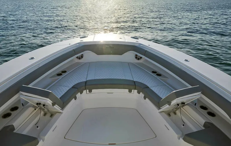 Slide: The Image of Regulator Marine 37 2026 - 4644912