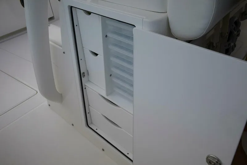 Slide: The Image of Regulator Marine 37 2026 - 4644930