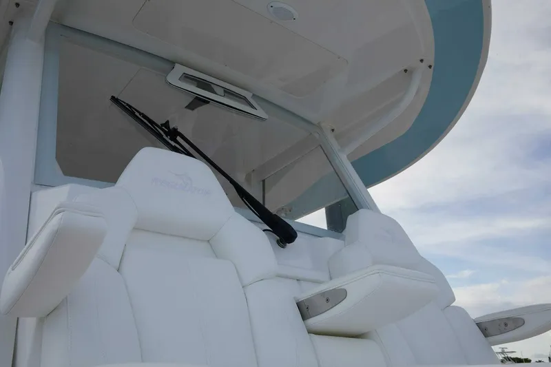 Slide: The Image of Regulator Marine 37 2026 - 4644943