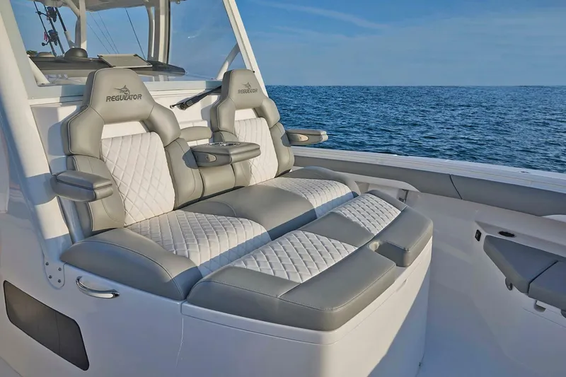 Slide: The Image of Regulator Marine 37 2026 - 4644911