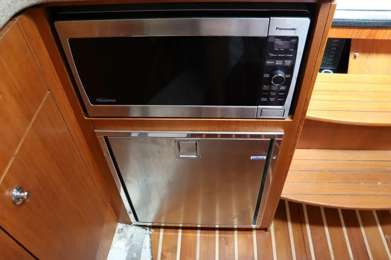 Slide: The Image of Tiara 3100 Coronet 2012 - 4648766