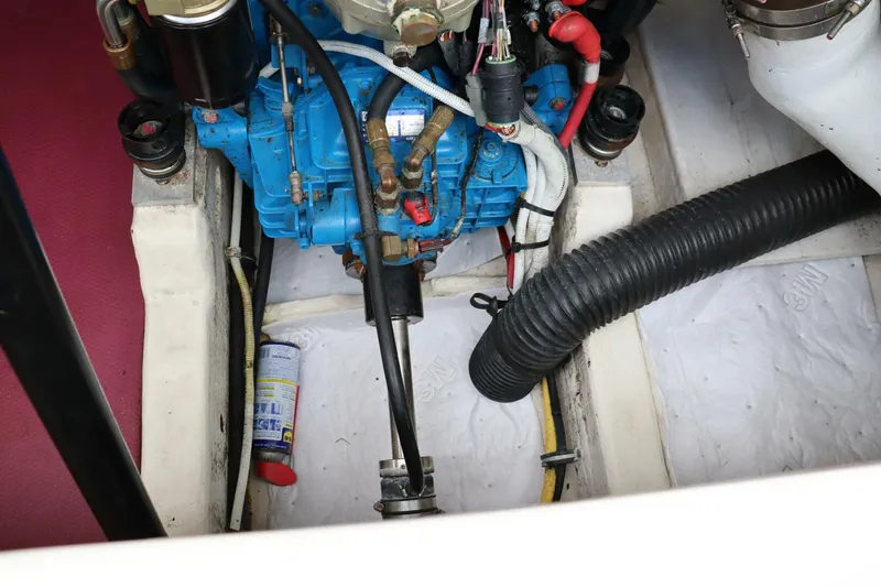 Slide: The Image of Tiara 3100 Coronet 2012 - 4648783