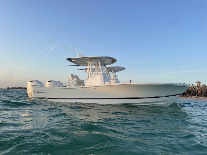 Slide: The Image of Regulator Marine 26xo 2025 - 5257084