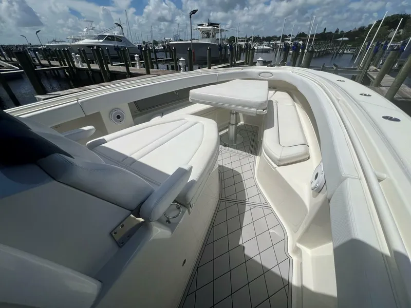 Slide: The Image of HCB 42 Five Wahoos Forward Seaging 2015 HCB 42 Five Wahoos - 4646224