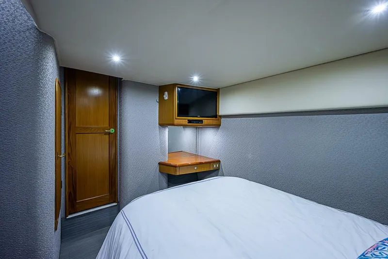 Slide: The Image of Master Stateroom - 4646520