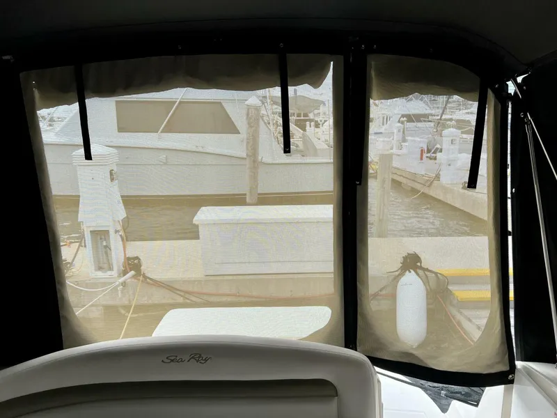 Slide: The Image of Sea Ray 320 Sundancer 2007 - 4646902