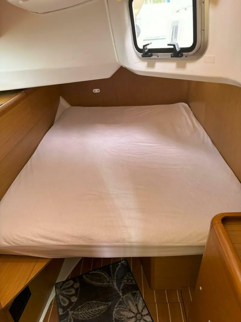 Slide: The Image of Jeanneau Sun Odyssey 44i 2009 - 4647499