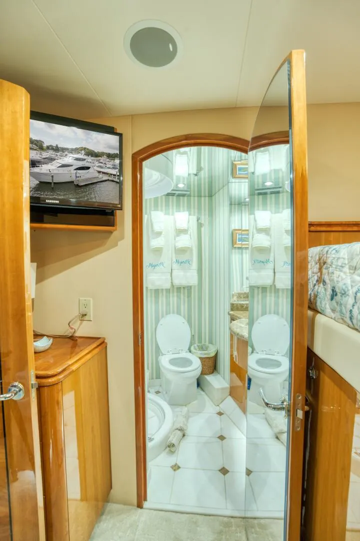 Slide: The Image of Hatteras Enclosed Bridge 2007 - 4648225