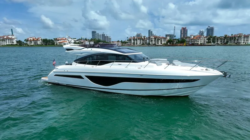 Slide: The Image of Princess S66 2021 - 4686841