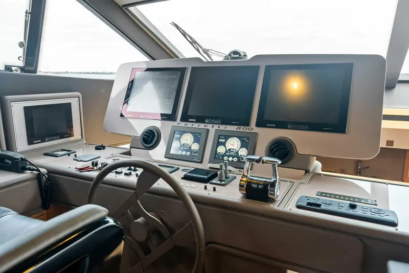 Slide: The Image of Ferretti Yachts 800 2012 - 4827601