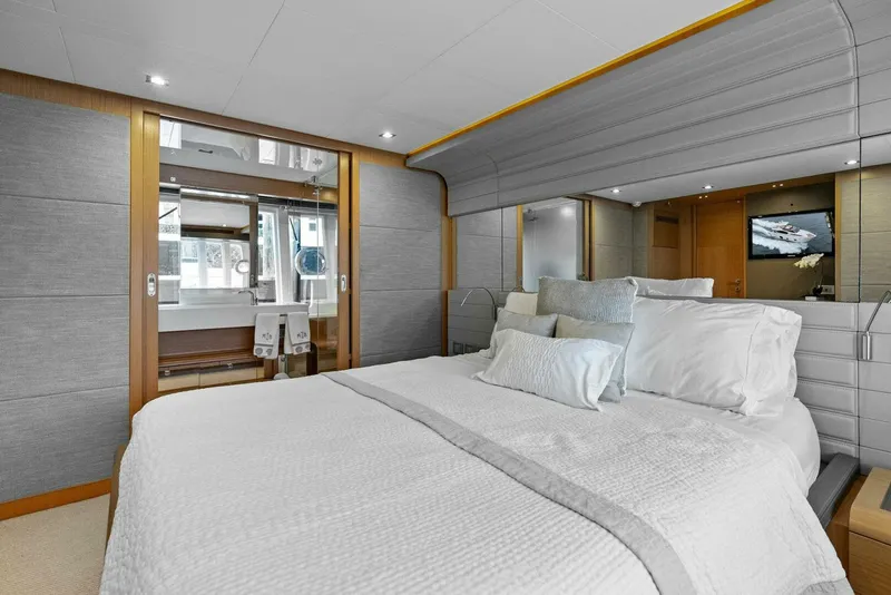 Slide: The Image of Ferretti Yachts 800 2012 - 4827613