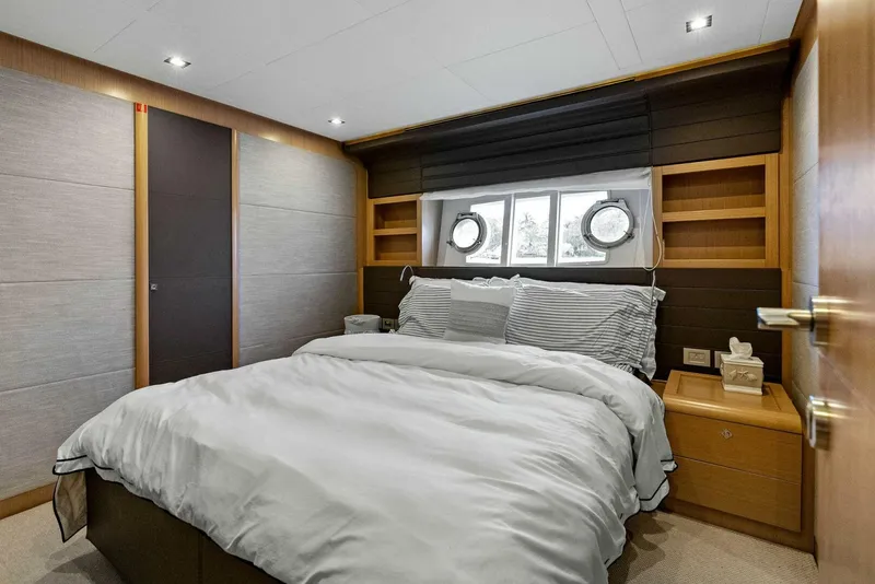 Slide: The Image of Ferretti Yachts 800 2012 - 4827619