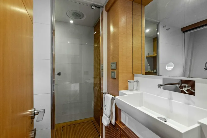 Slide: The Image of Ferretti Yachts 800 2012 - 4827621