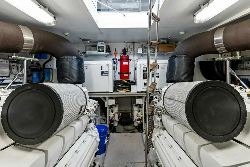 Slide: The Image of Ferretti Yachts 800 2012 - 4827626