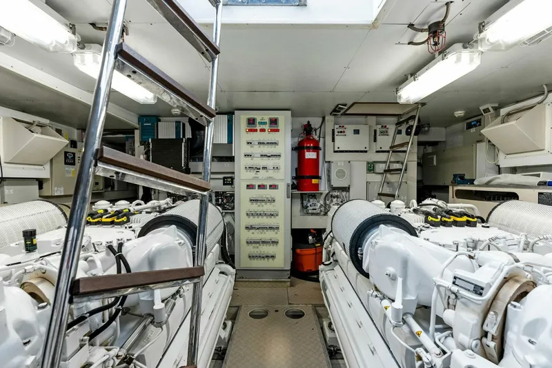 Slide: The Image of Ferretti Yachts 800 2012 - 4827627