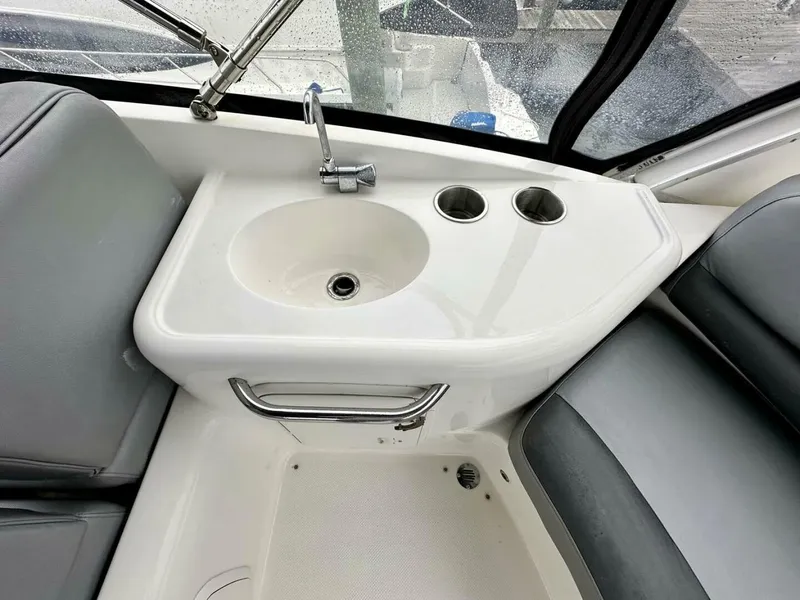 Slide: The Image of Meridian 411 Sedan 2007 - 4652941