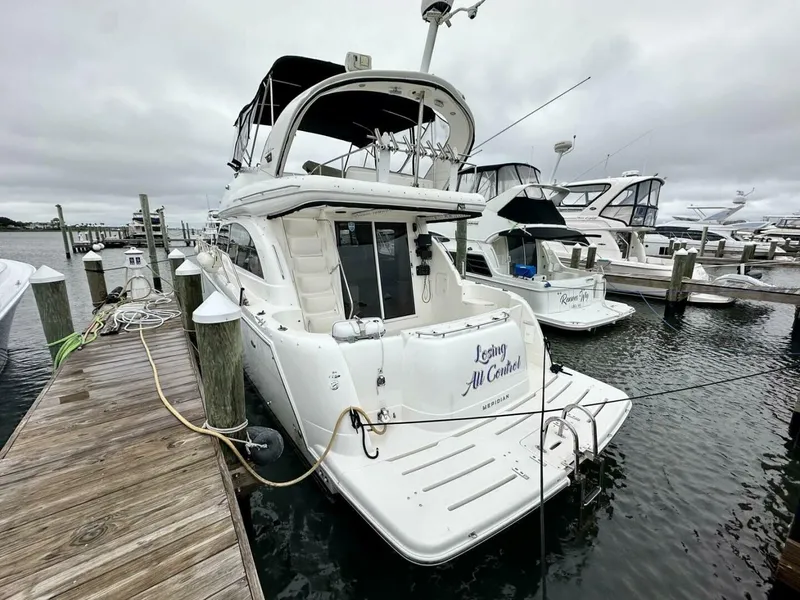 Slide: The Image of Meridian 411 Sedan 2007 - 4652909