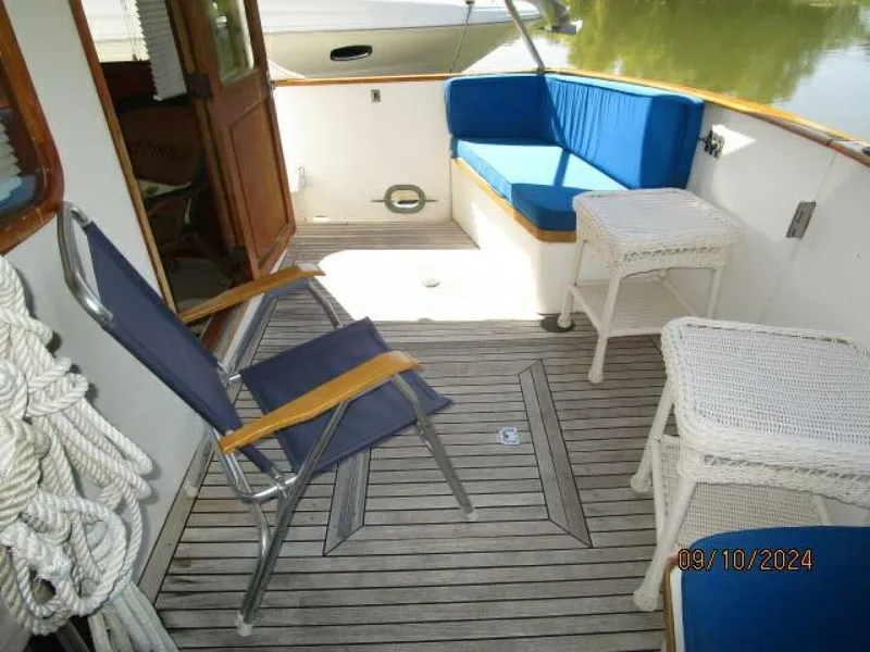 Slide: The Image of 49' DeFever aftdeck starboard - 4653061