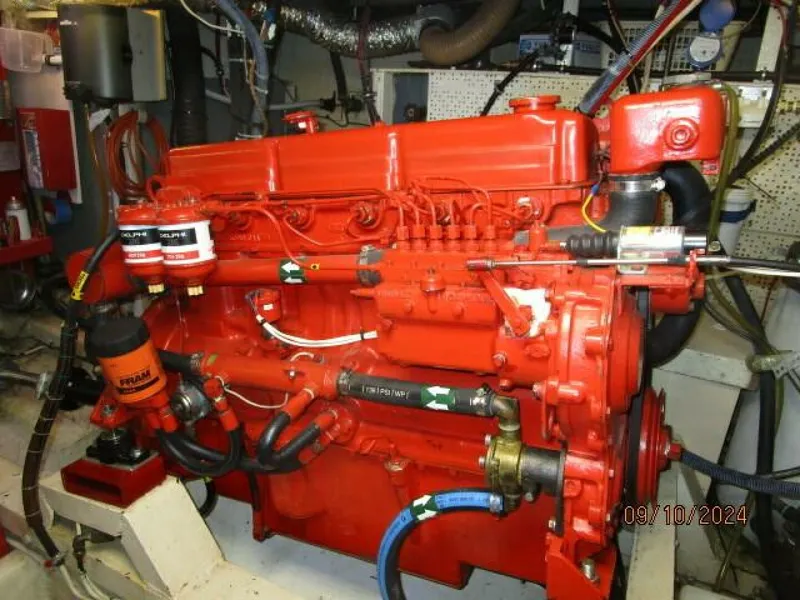 Slide: The Image of 49' DeFever port main engine - 4653131