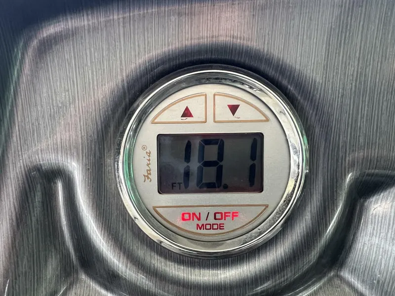 Slide: The Image of 18 DephtMeter - 4660425