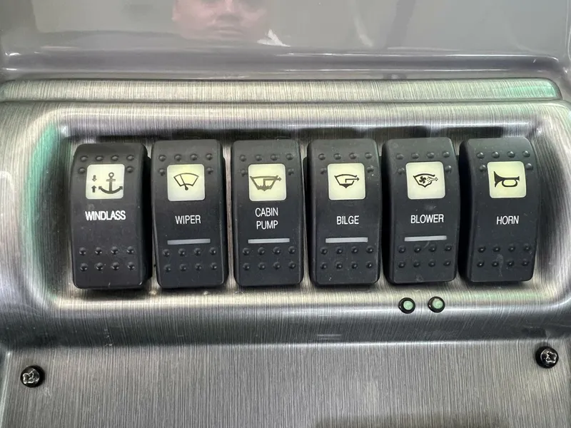 Slide: The Image of 21 Port Side Rockets - 4660429