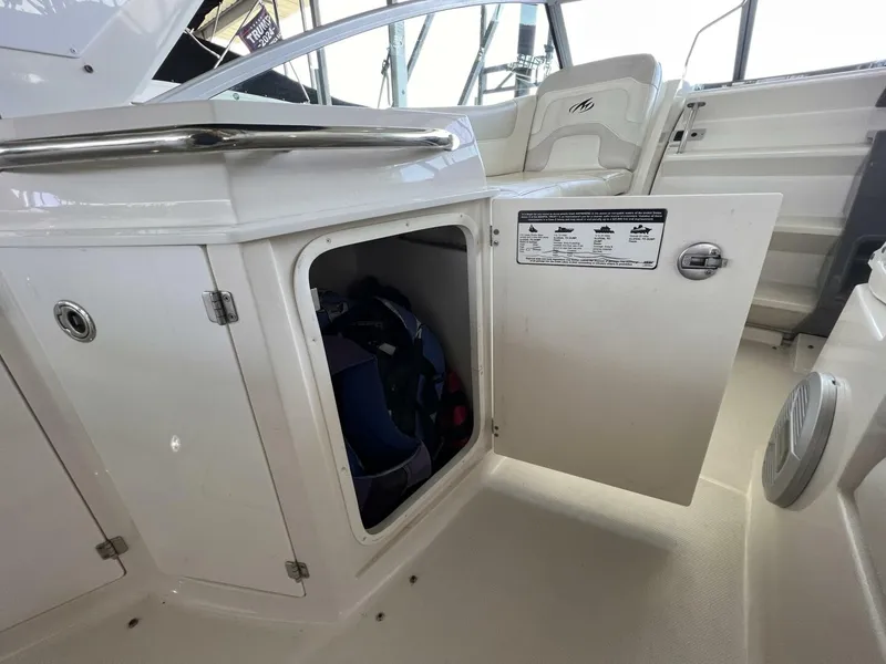 Slide: The Image of 31 Wet Bar Storage - 4660443