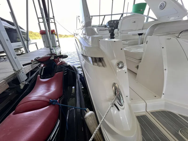 Slide: The Image of 4 Stern Port - 4660409