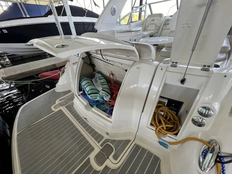 Slide: The Image of 7 Stern Storage - 4660412