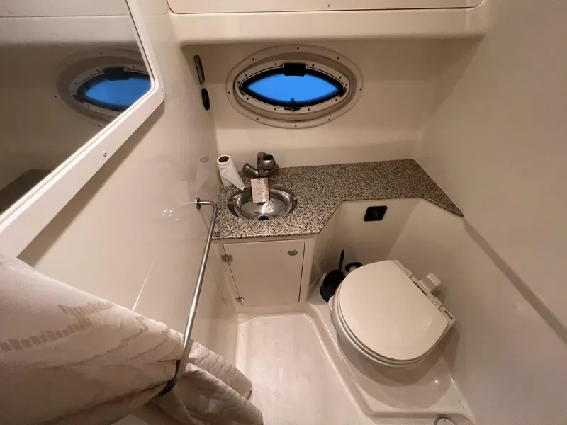 Slide: The Image of 60 Head VaccuFlush System - 4660480