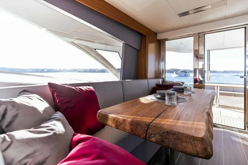 Slide: The Image of OceanClass 68 Fly - 4654511